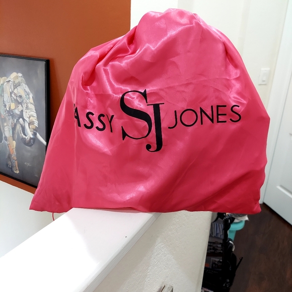 SJ Kyra Handbags - Picture 9 of 16